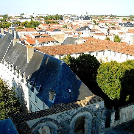 Abbaye Royale Hotel Saint-Jean-dʼAngély Zewnętrze zdjęcie