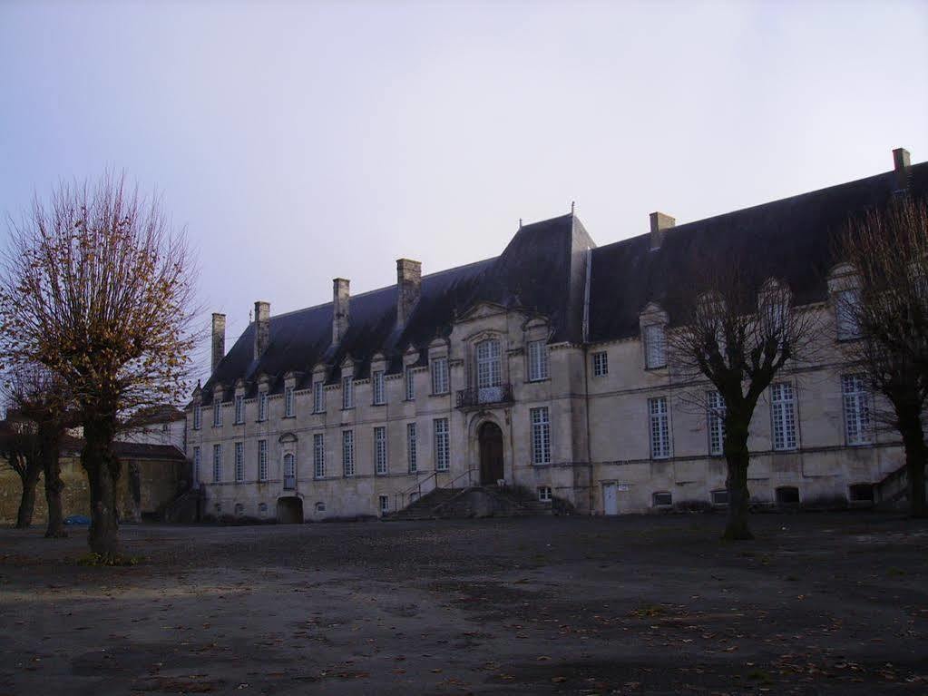 Abbaye Royale Hotel Saint-Jean-dʼAngély Zewnętrze zdjęcie